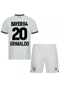 Bayer Leverkusen Alejandro Grimaldo #20 Jalkapallovaatteet Lasten Vieraspeliasu 2023-24 Lyhythihainen (+ Lyhyet housut)